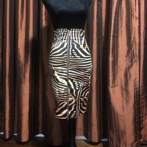 Skirt by Marciano. Sexy with front zipper